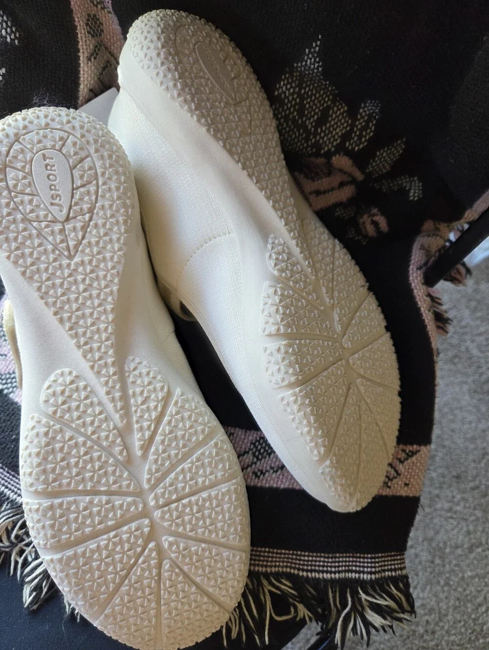 JSport Elegant Cream Mary Jane Flats In Size 10 New With Box - Picture 11 of 12